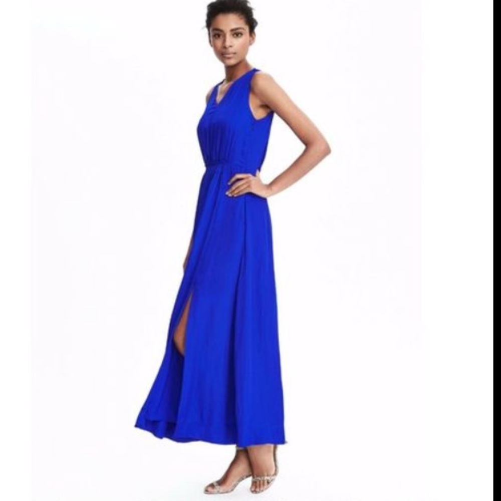 NWT beautiful vibrant blue BR goddess maxi dress